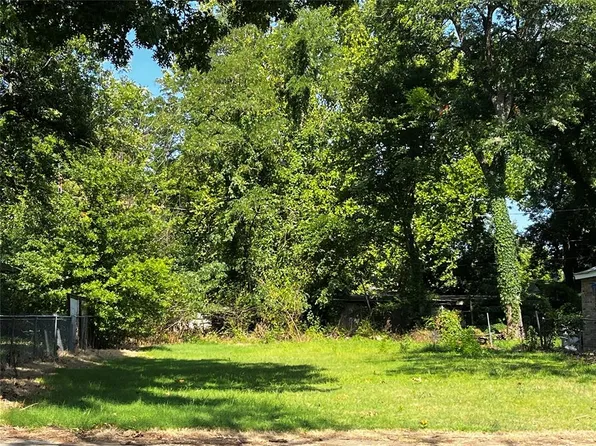 627 N Louisa Ave Lot 9, Shawnee, OK 74801