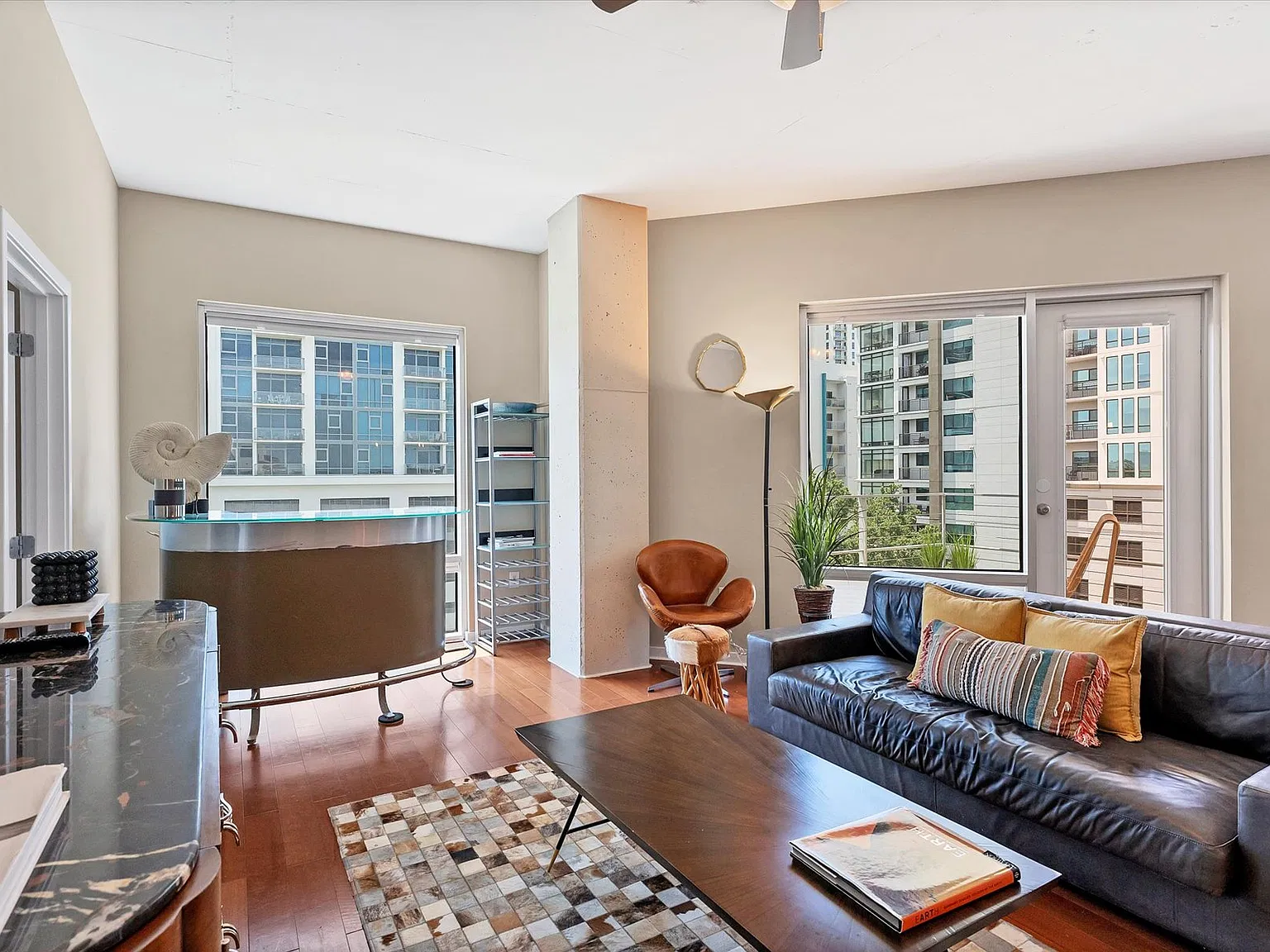 1 bed, 1071 sqft, $3,299 — Photo 1