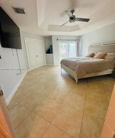 10919 NW 67th Ter — Photo 20