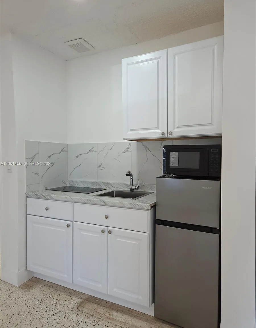 Melrose Heights 3rd Addn — Photo 3