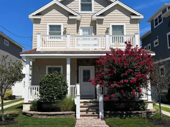 107 N Douglas Ave, Margate City, NJ 08402