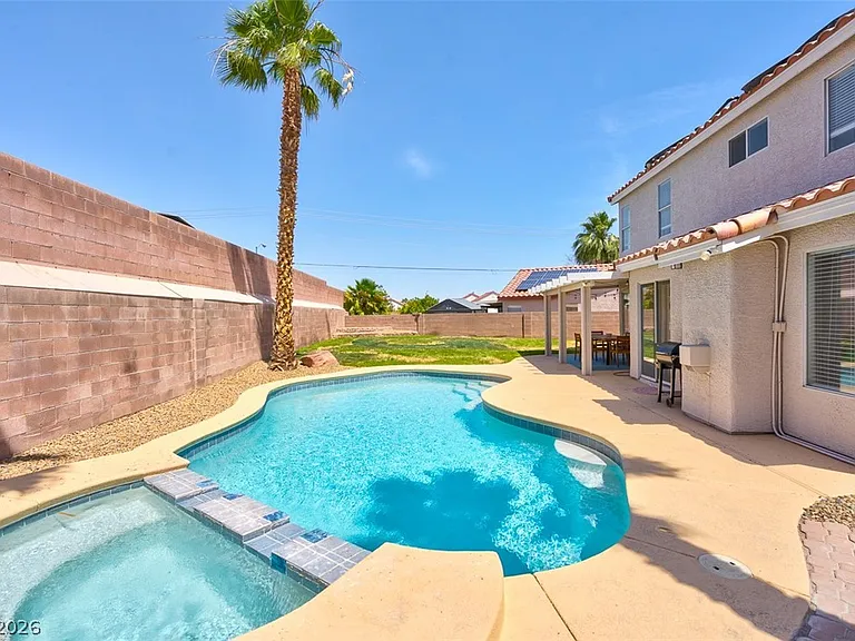 818 Holly Sprig Ct — Photo 49