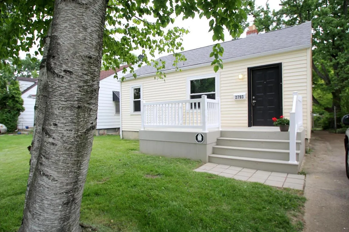 2793 Atwood Ter photo 1