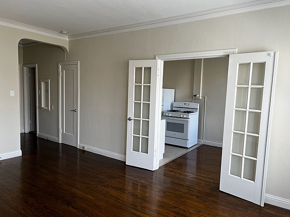 2nd image of 10 Capra Way APT 204