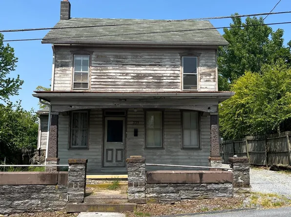 335 S Market St, Newmanstown, PA 17073