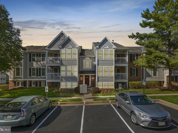 1343 Greenbriar Cir #8, Pikesville, MD 21208