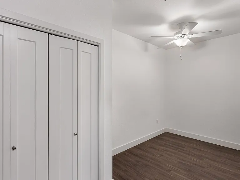 The Bend Apartments — Photo 39