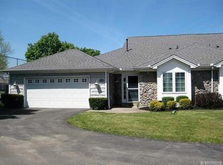 5302 Rogers Rd, Hamburg, NY 14075