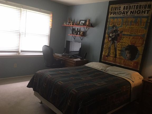 3rd image of 2624 E Landis Ave #1