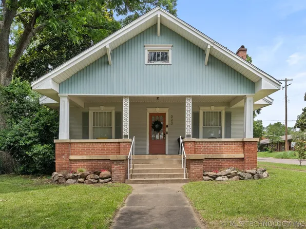 323 N 4th Ave, Durant, OK 74701