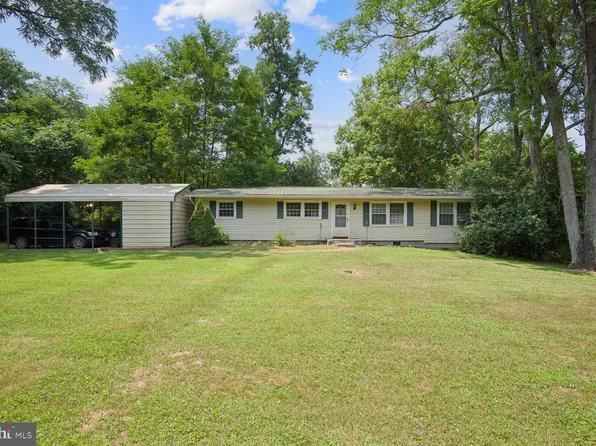 1697 Bishop Meade Rd, Boyce, VA 22620