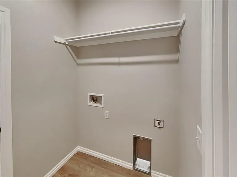 6932 Labelle Dr — Photo 11