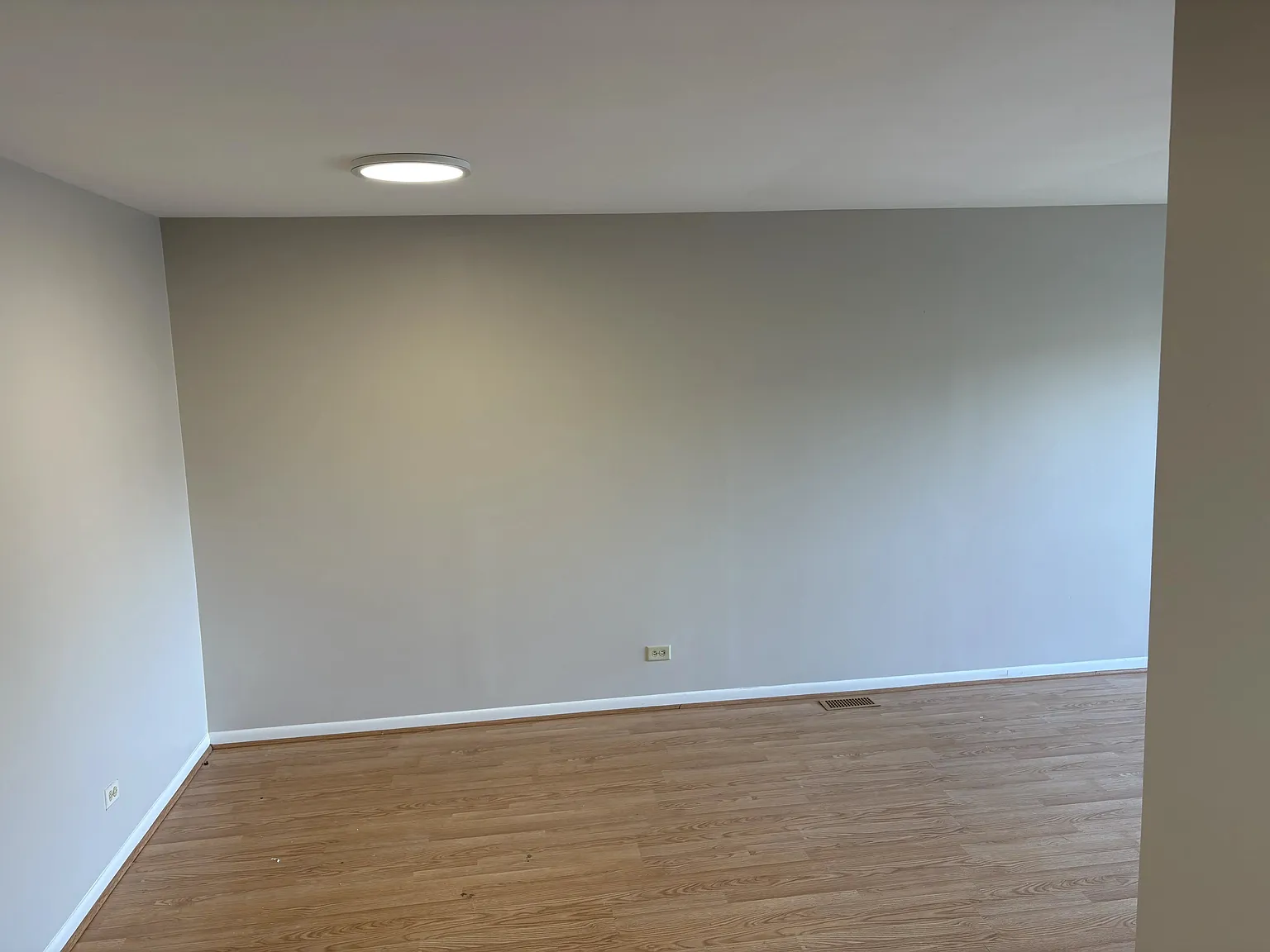 3 bed, 2.5 bath, $2,700 — Photo 3