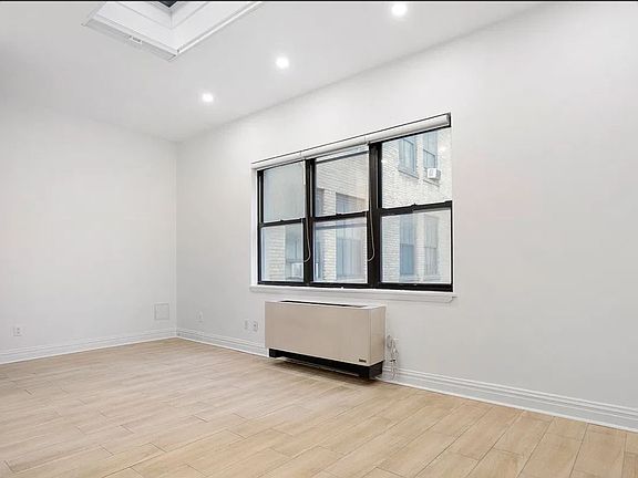5th image of 60 Court St #7G