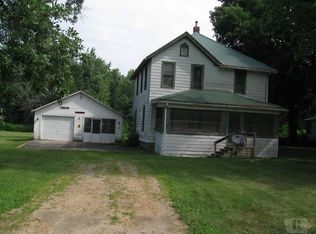 214 Irish St, Chelsea, IA 52215