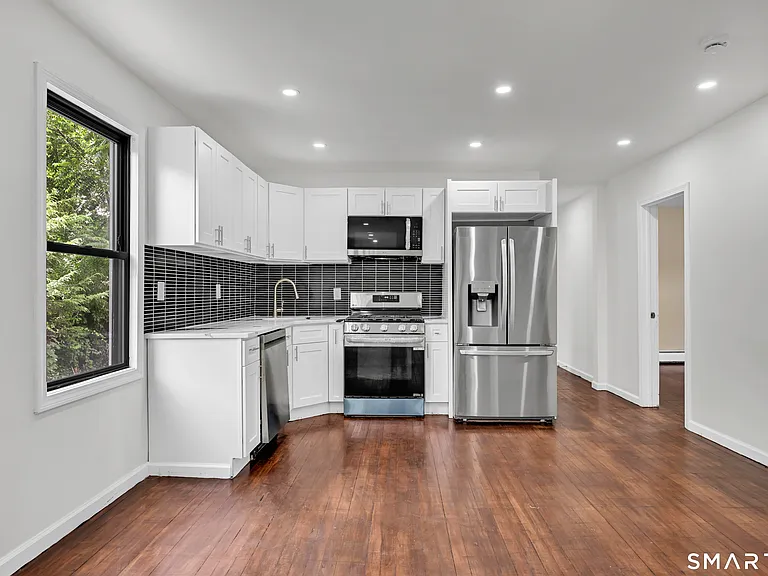 54 Overlook Ave #3 — Photo 1