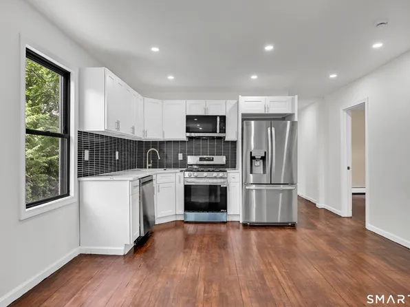 54 Overlook Ave, New Britain, CT