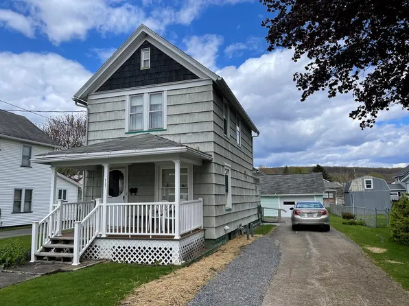 131 Elm St, Franklin, PA 16323