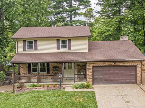 10910 Woodside Dr S, Evansville, IN 47712