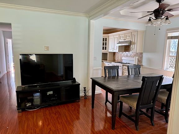 4th image of 2816 Ashmont Ave