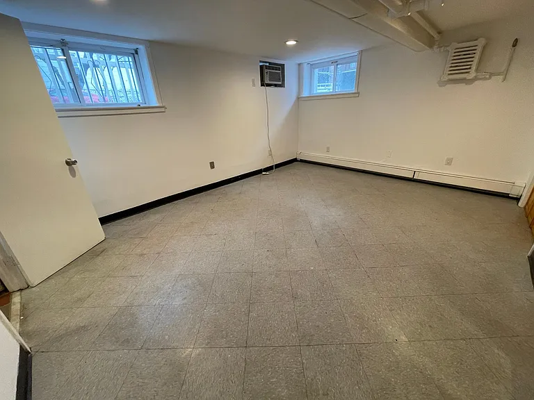 2909 Saint Theresa Ave #BASEMENT — Photo 10