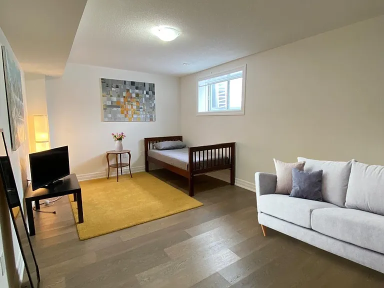973 Warden Ave — Photo 1