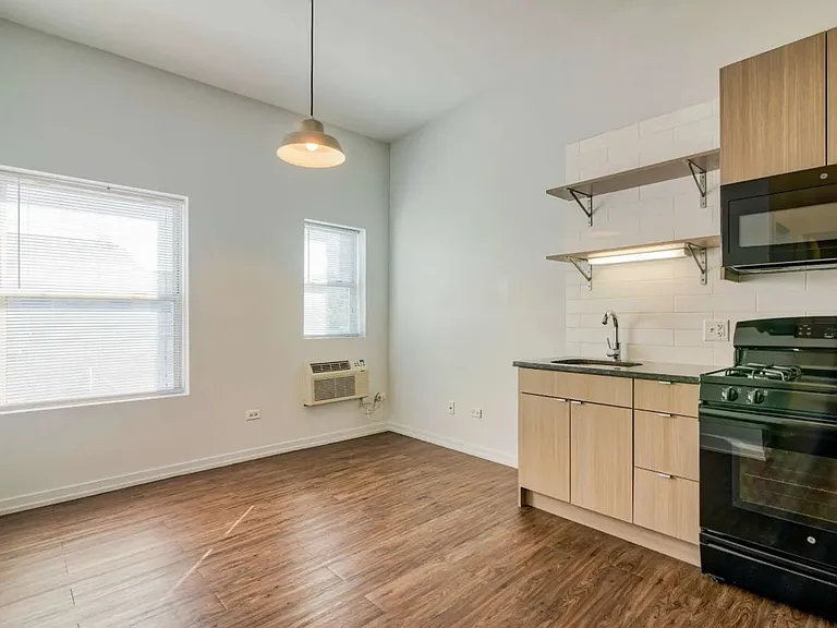 5051 N Kenmore Ave — Photo 83