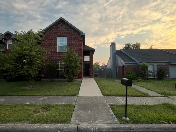922 Binbrook Dr, Mesquite, TX 75149