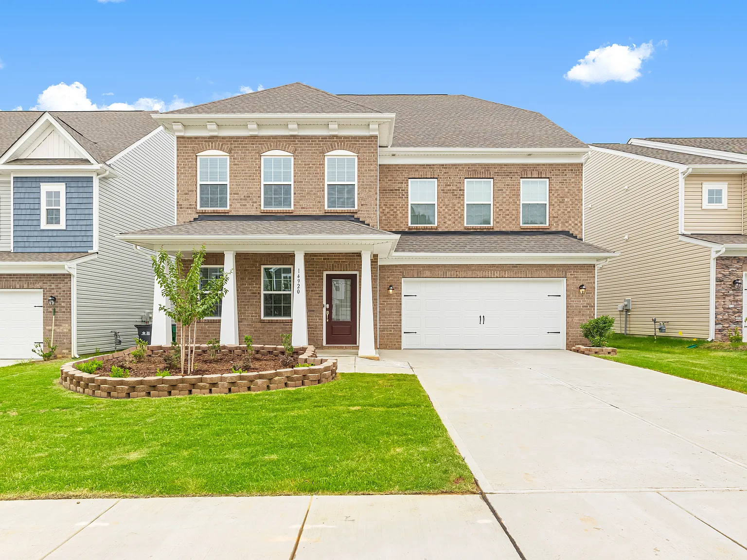 6 bed, 5.5 bath, 4068 sqft, $3,400 — Photo 1