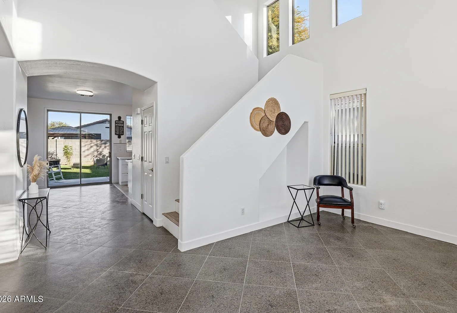 3 bed, 2.5 bath, 1839 sqft, $3,295 — Photo 3