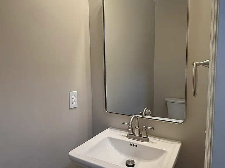 1016 Deerberry Rd — Photo 16