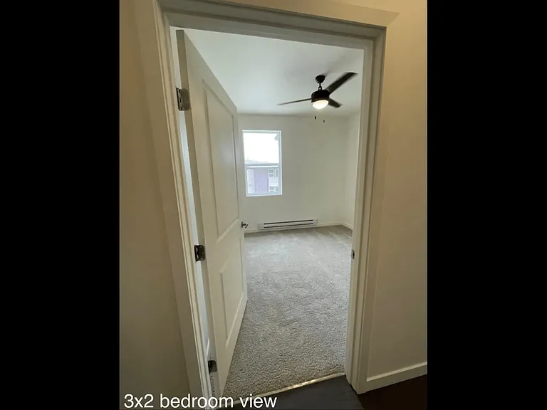 Range View Apartments — Photo 11