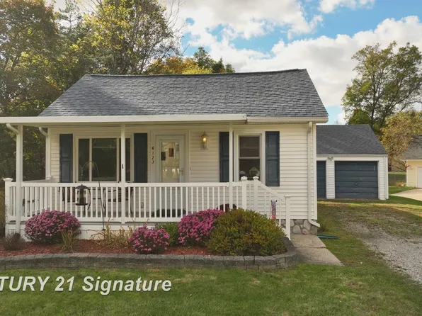 6123 River Rd, Flushing, MI 48433