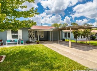 430 Laurelwood Dr, San Antonio, TX 78213
