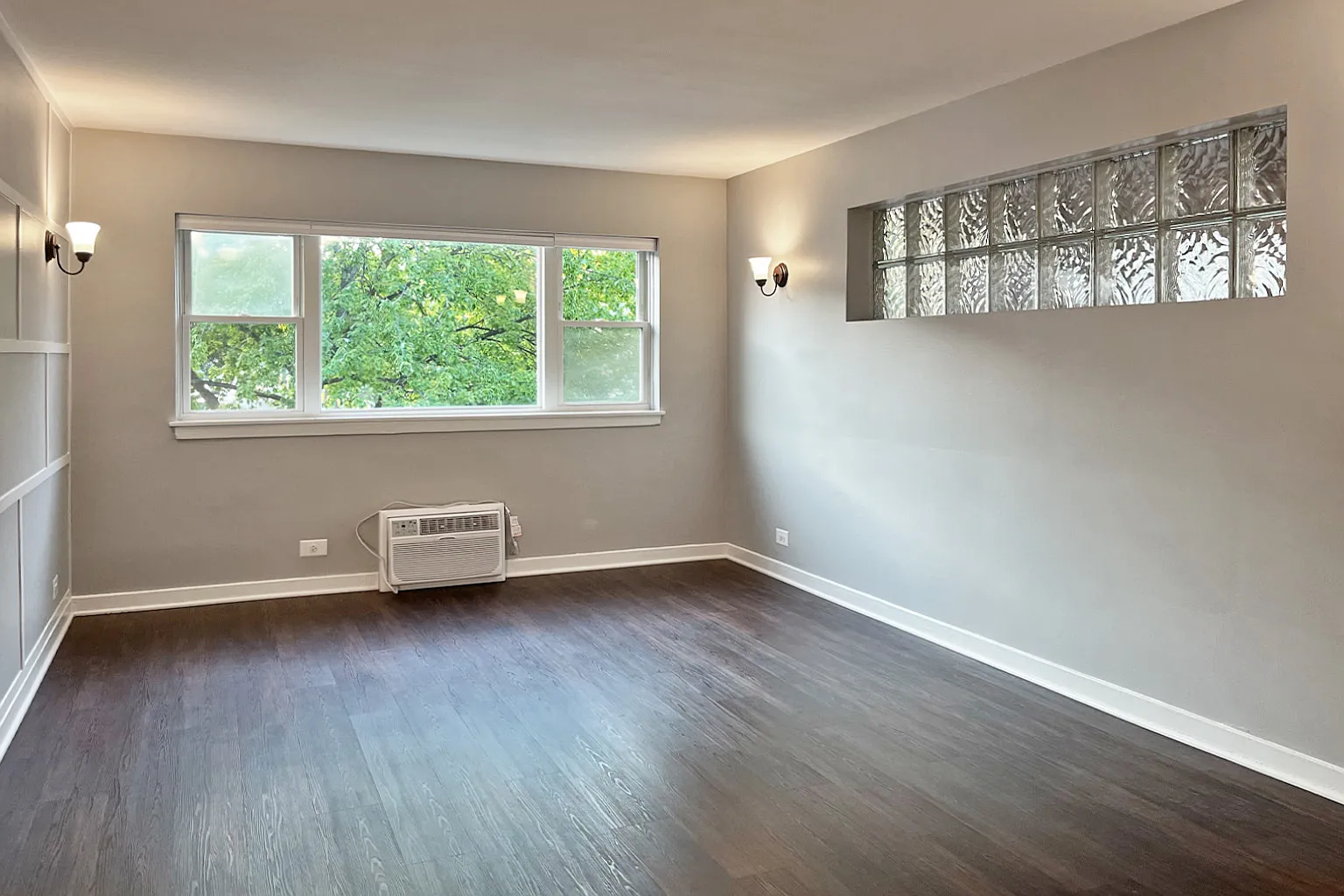 626 N. Austin Blvd. — Photo 2