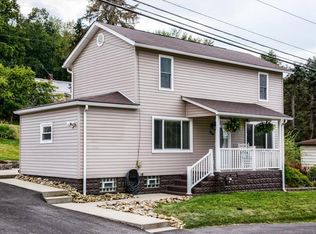 358 Oak Rd, Gibsonia, PA 15044