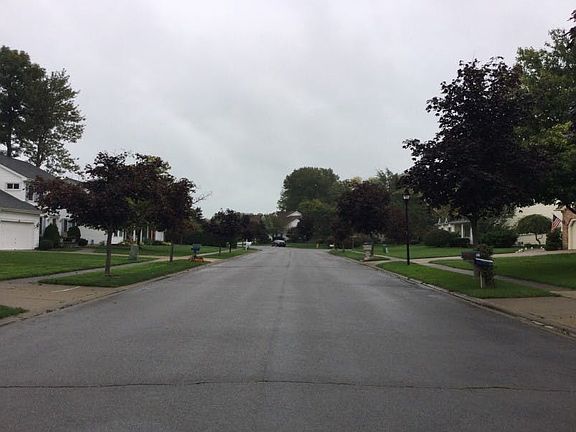 5th image of 127 King Anthony Way