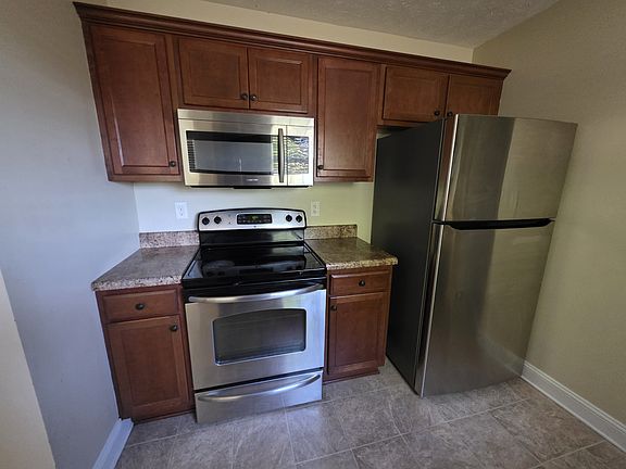 2nd image of 3507 Dundle Rd