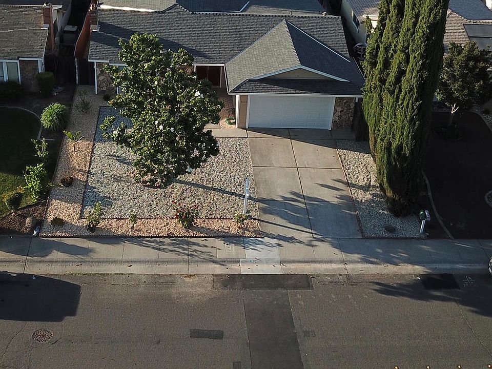 1st image of 5225 Village Wood Dr