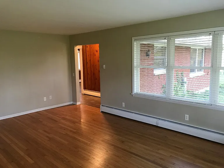 18212 Harmony Rd — Photo 11