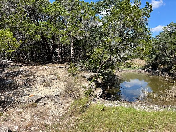 4th image of 992 Hines Branch Rd