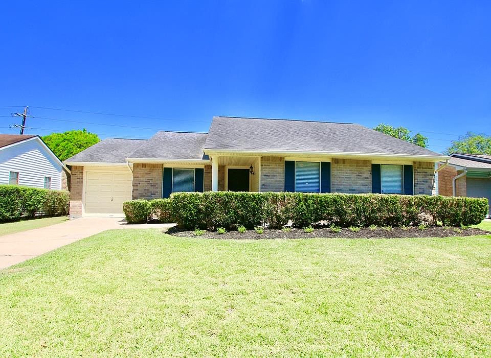 1st image of 534 Tara Plantation Dr