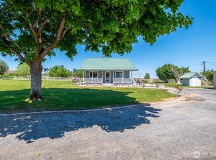 18253 Road B NW, Ephrata, WA 98823