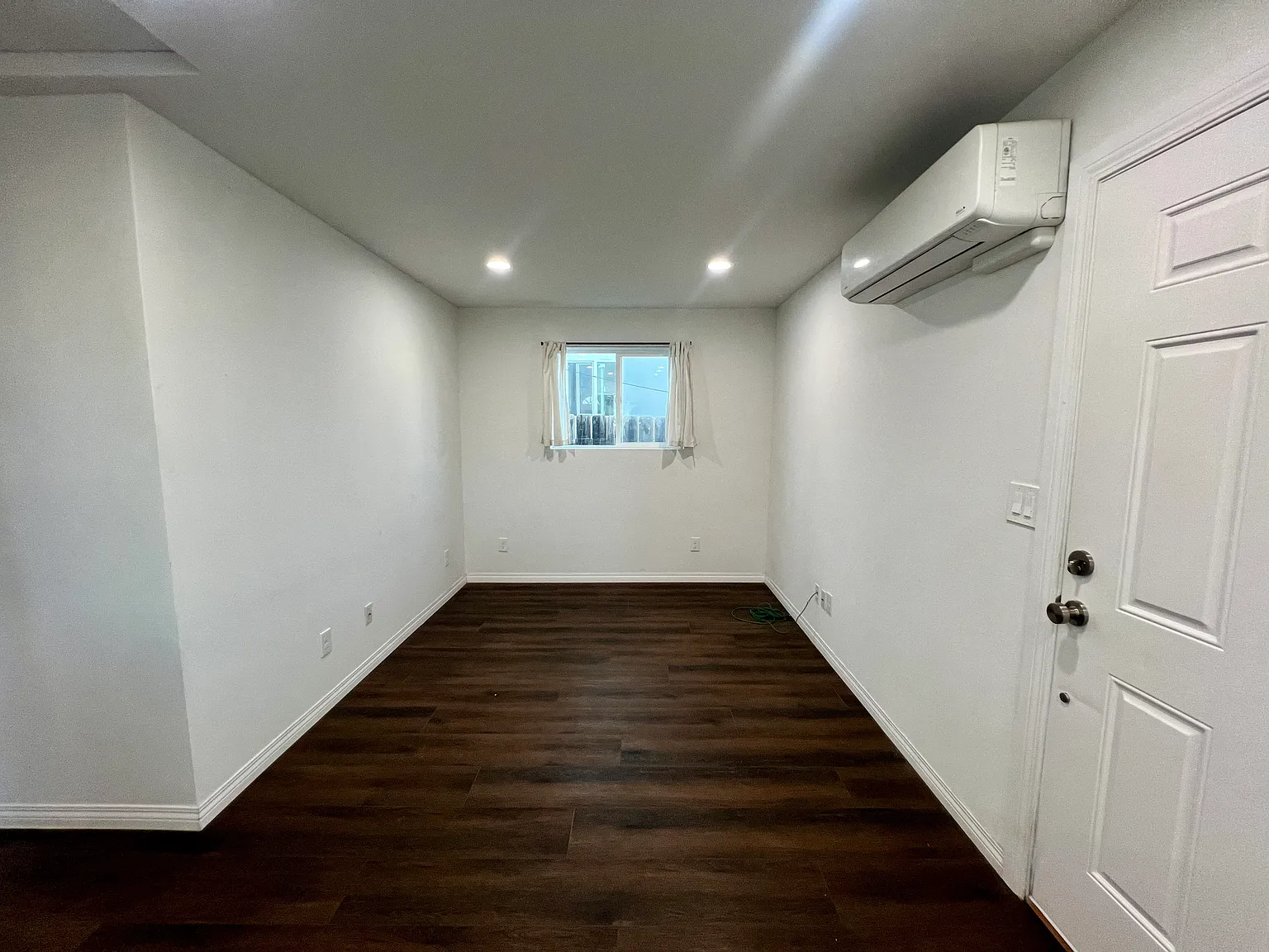 4954 Baltimore Dr — Photo 4
