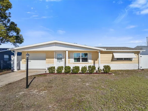 4853 Manor Dr, New Port Richey, FL 34652