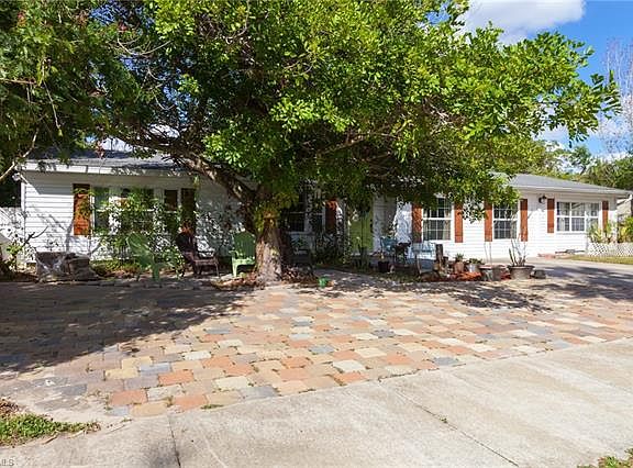 2nd image of 1857 Jefferson Ave