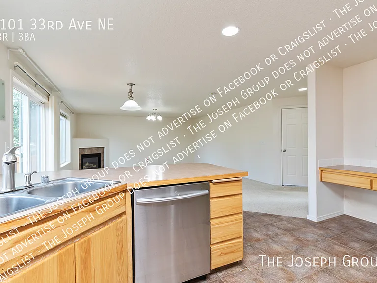 7101 33rd Ave NE — Photo 30