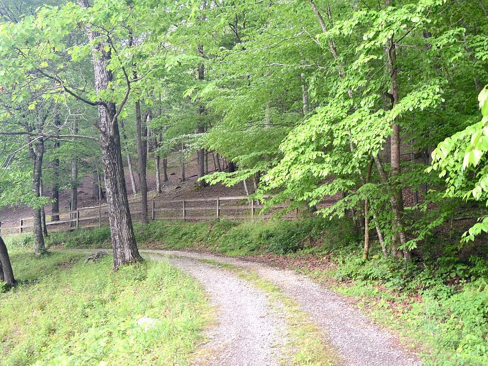 2nd image of Hagin Cir