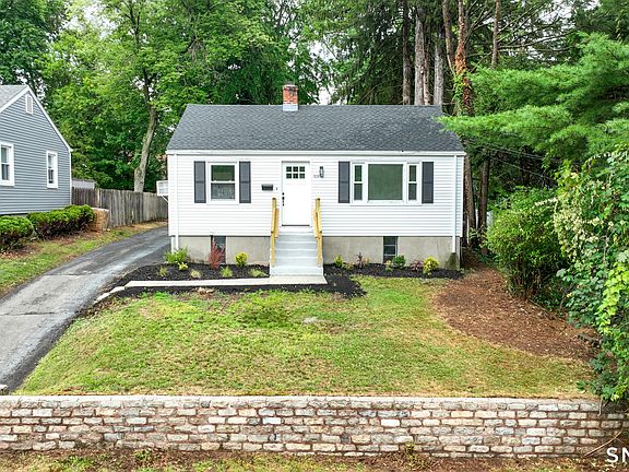 2nd image of 1008 North Worthy Street