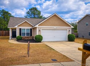 528 Bellgrove Dr, Hope Mills, NC 28348